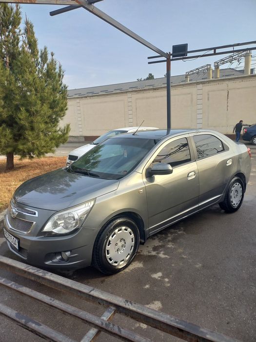 Cobalt 2014 3 pazitsiya ideal xolatda