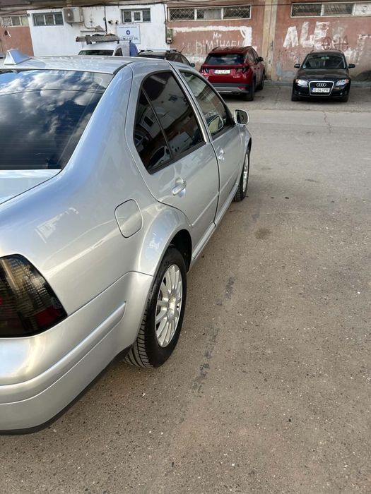VOLKSWAGEN Bora 2002 — imagine 4