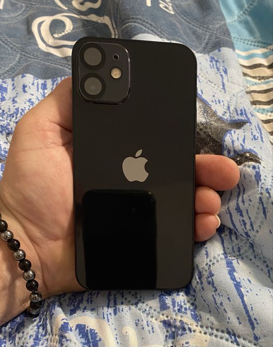 Iphone 12 mini 128gb  пълен компект като нов