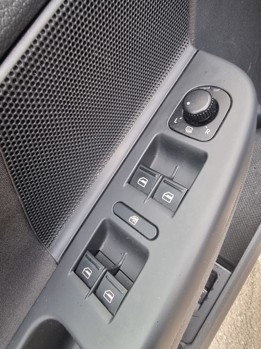 Vw Golf 5 // Benzina// F Intretinut// Clima// Rate