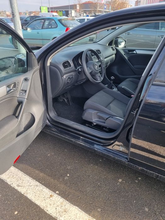 Golf 6. 1,4 MPI  URGENT !!! 3600 €