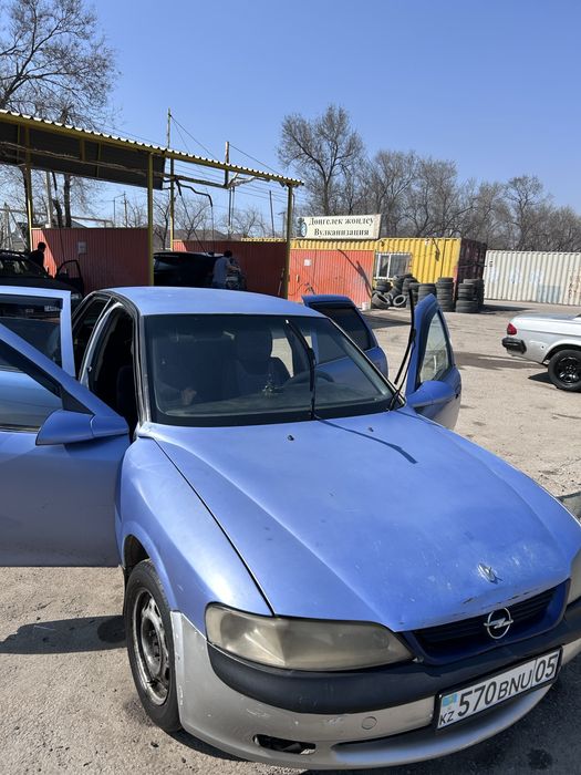 Опел вектра в 1997 жылғы 2.0 обём