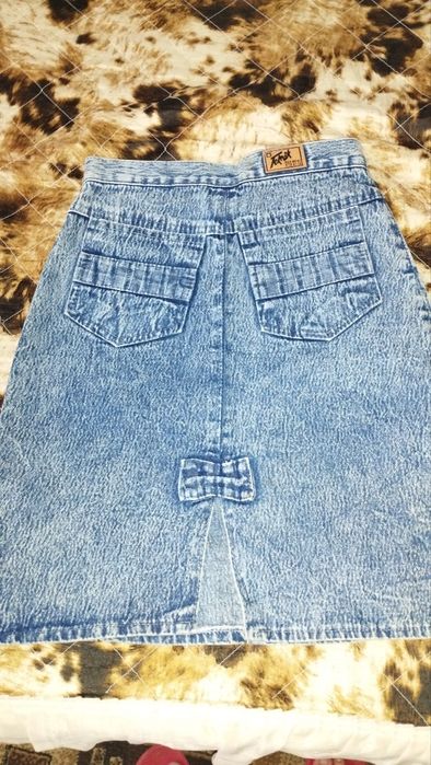 Продавам дънкова пола