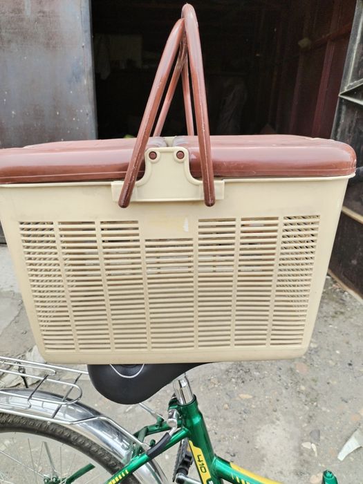 Продам удобную. Для переноски животных.