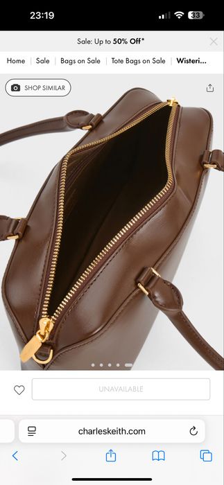 Сумка багет charles and keith