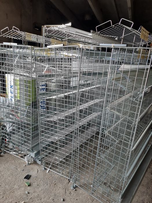 Промо стелаж за пред касова зона