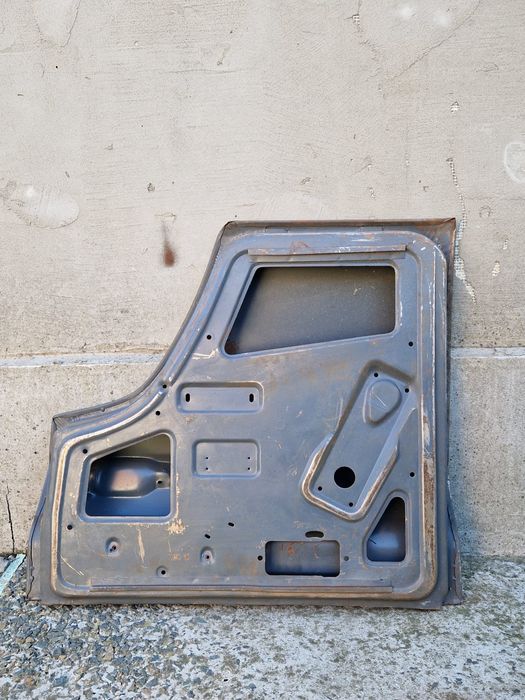 Piesa caroserie usa dreapta spateAro