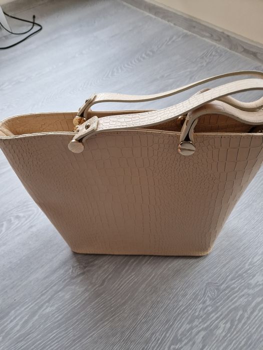 Дамска чанта естествена кожа Грация