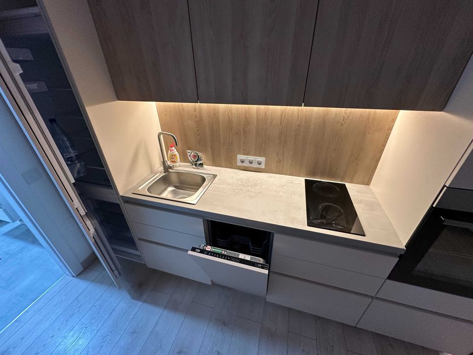 Inchiriez Apartament 2 camere, 37 mp, garaj subteran, balcon -400 €/luna