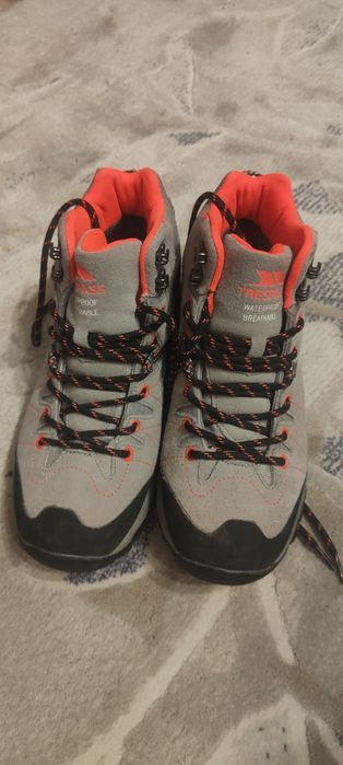 Bocanci piele impermeabili, mărimea 38