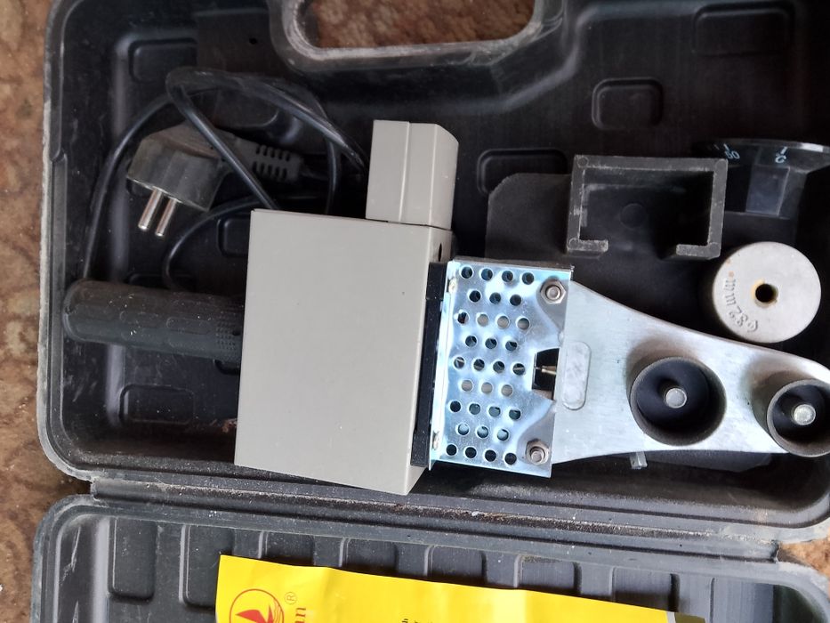 Паяльник пластиковых труб