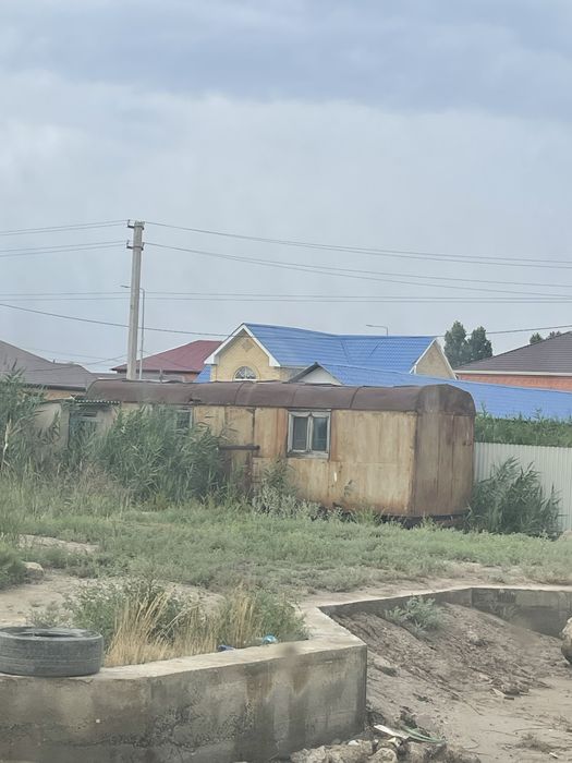 Вагон на колесах