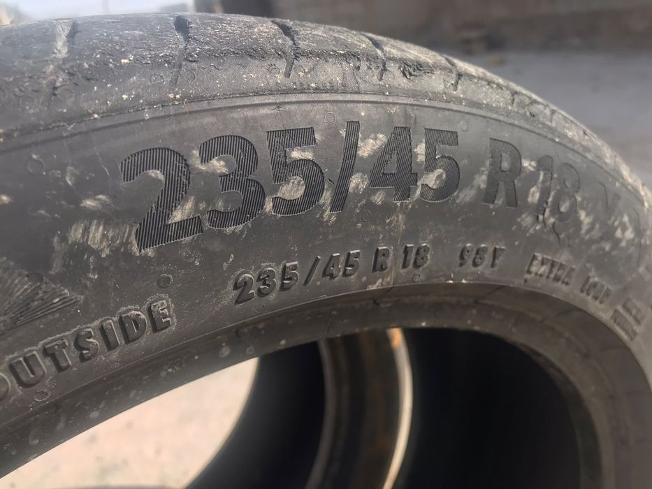 Авто шина балон.