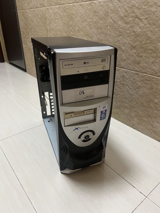 Компютърна кутия