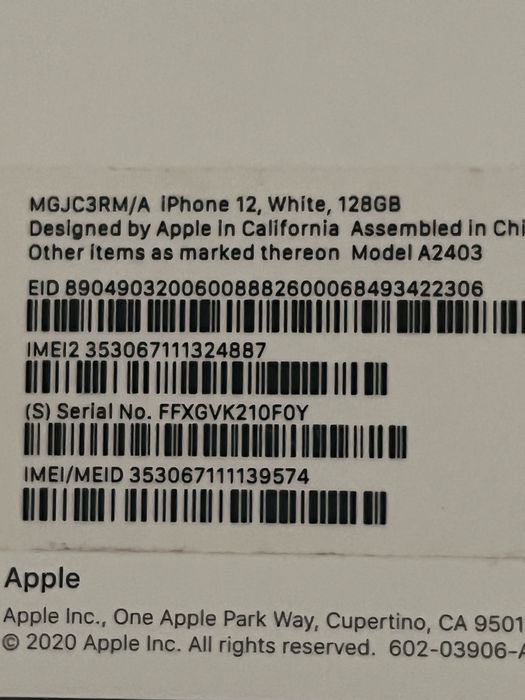 Продам айфон 12 белый