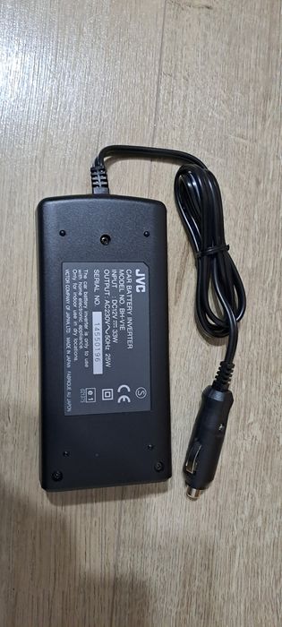 Invertor auto JVC