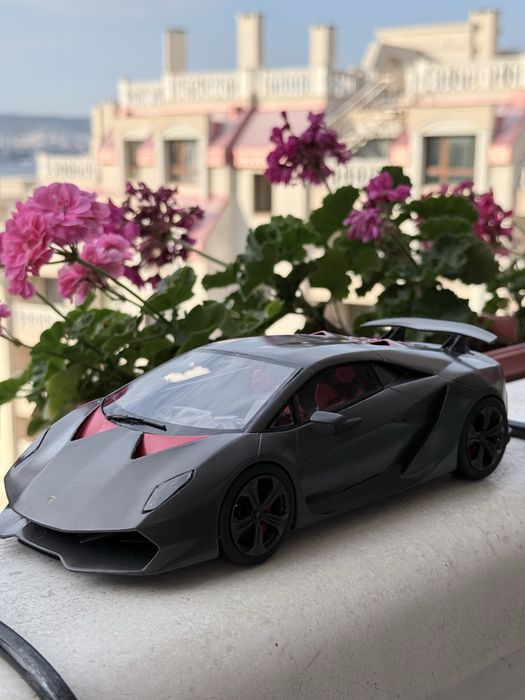Колекционерски модел Lamborghini Sesto Elemento MrCollection 2010 1:18