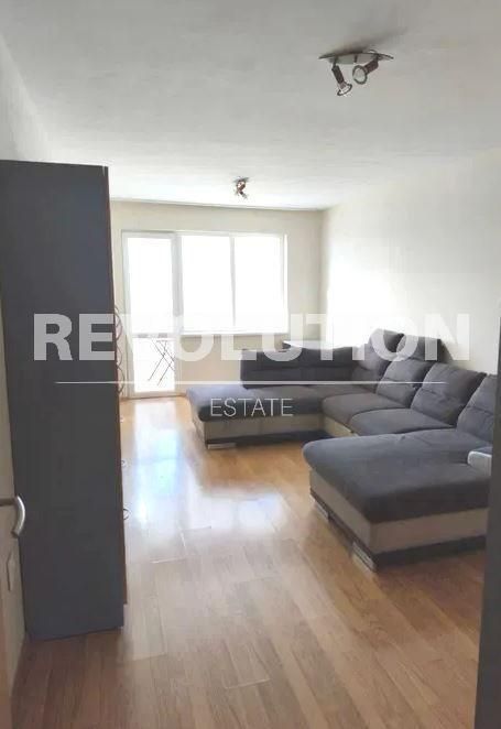 Тристаен апартамент в района на Конфуто!