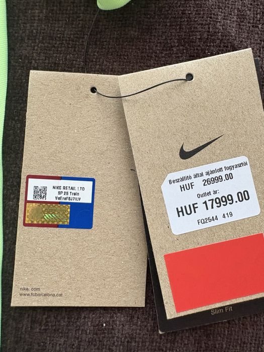 Tricou FC Barcelona sezon 2025-2026 marimea M slim fit