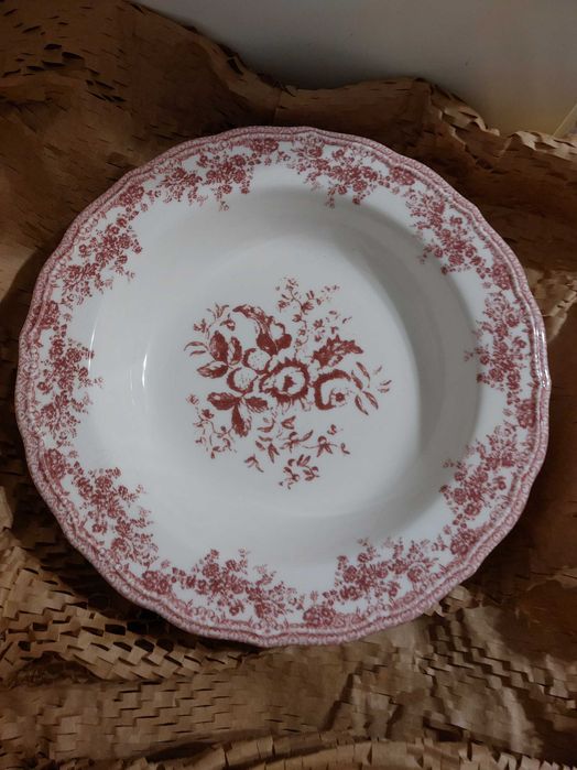 Set farfurii English Home (4 mari+4 intinse+3 boluri) made in Portugal