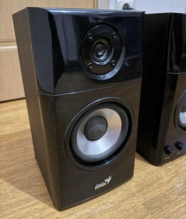 Boxe Genius SP-HF1201A 30W, lemn, Negre, pentru PC, stare foarte buna