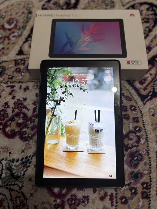 Продам планшет Huawei в отличном состоянии