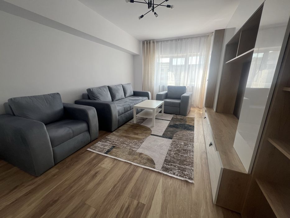 Inchiriez apartament 3 camere zona Eden