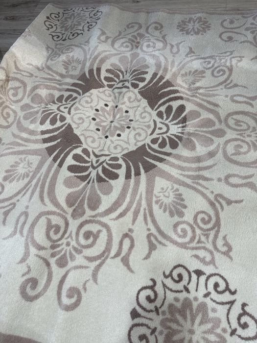 Продам ковер 2*3