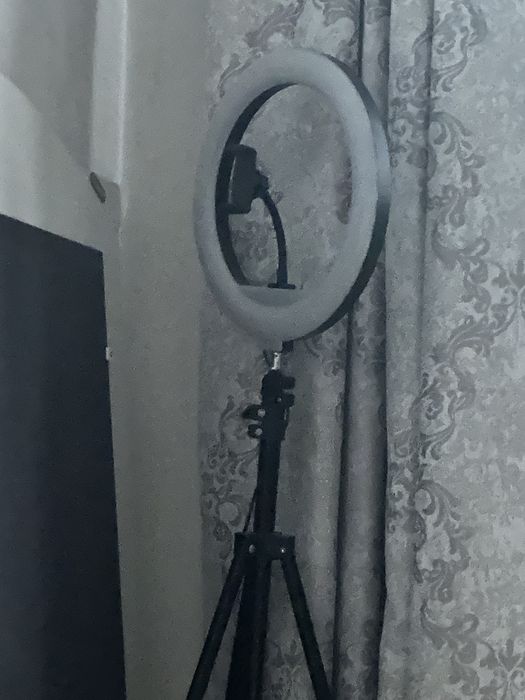 Продам штатив состояние отличный