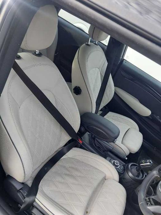 Dezmembram Mini Cooper One F56 1.5 turbo benzina An 2019