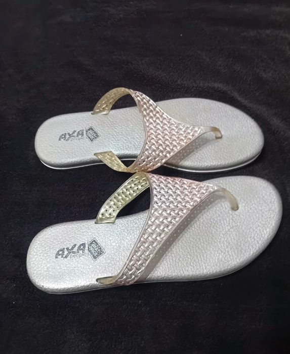 Slapi marime 38 dama