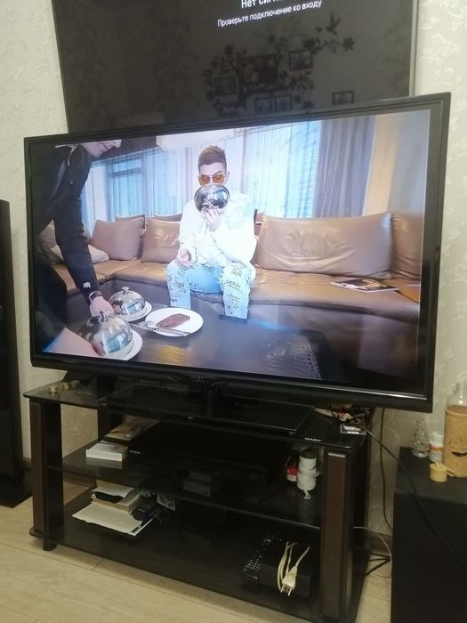 Продам жк телевизор