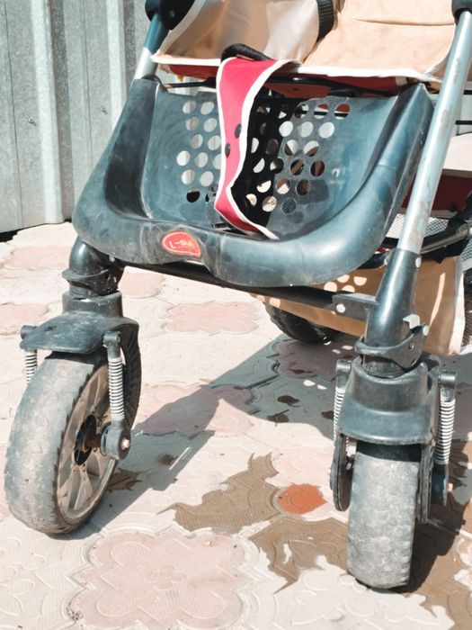 Продаем коляска б.у