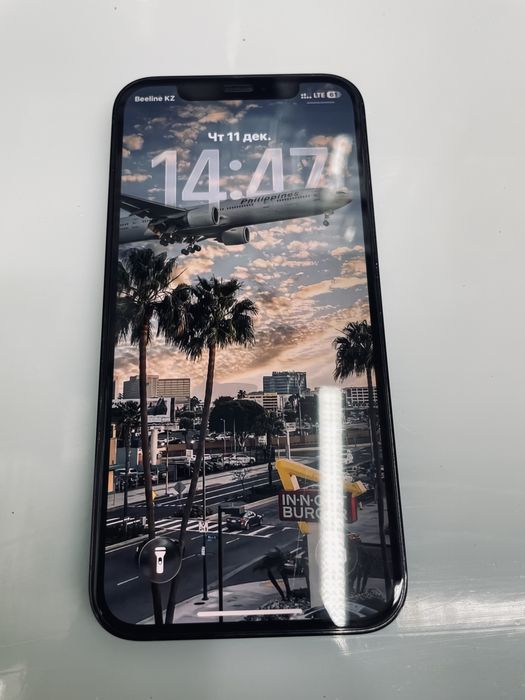 Продам срочно Iphone 12  pro