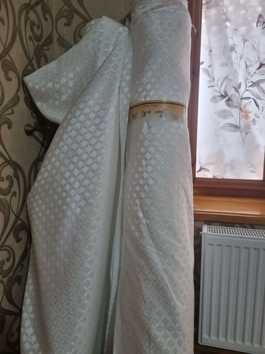 Скатерт дастурхон учун мато сотилади