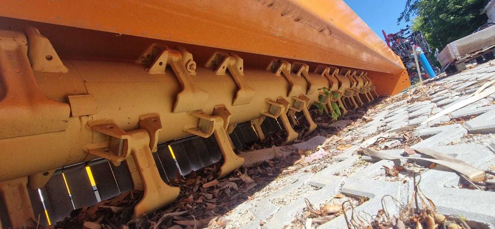 Tocatoare resturi vegetale Falc WIND 4000