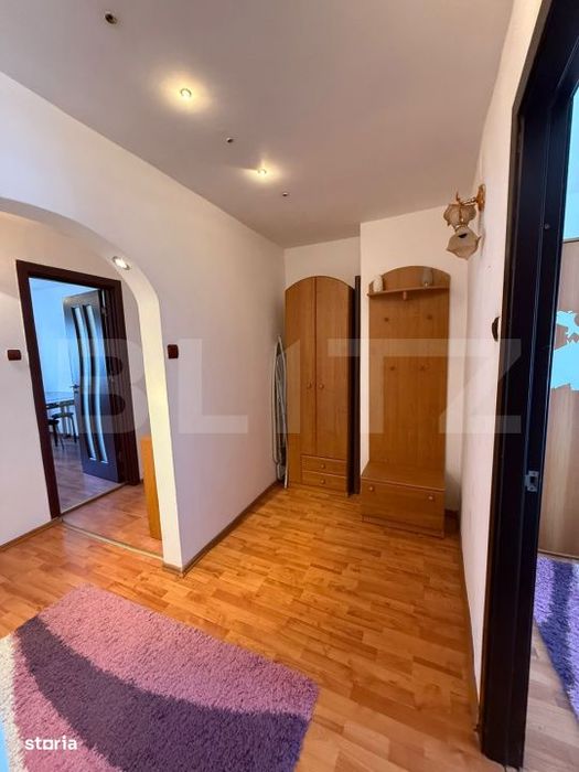 Apartament 3 camere, decomandat, zona Centrala