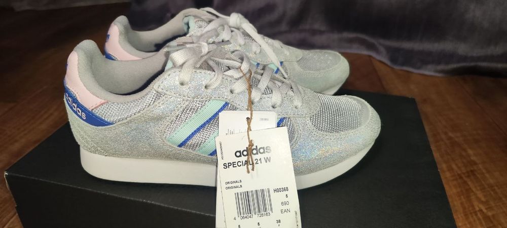 Кроссовки adidas 38 размер