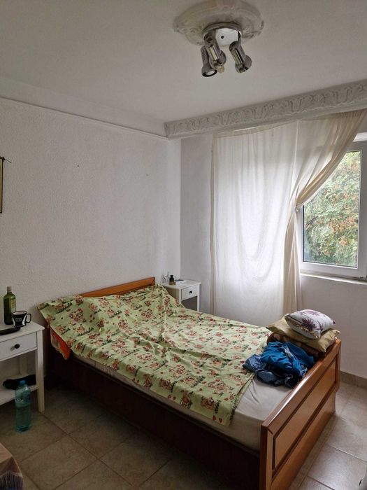 Apartament de vânzare 2 camere Viziru 1