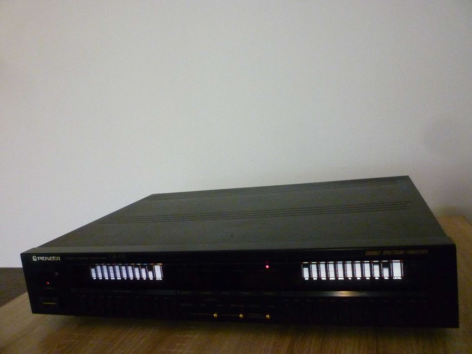 eq pioneer   gr-777