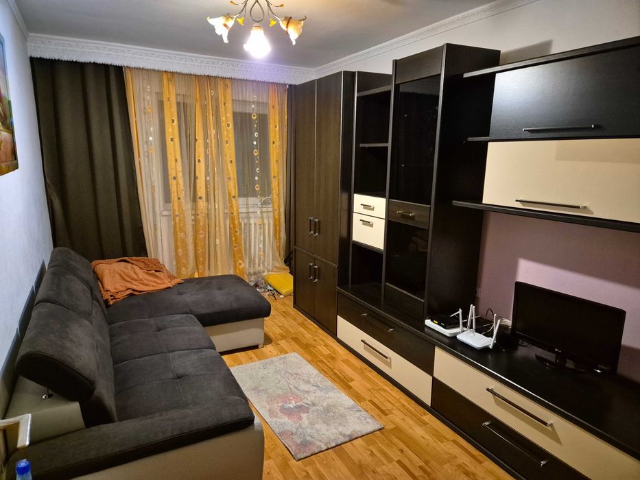 Inchiriez apartament 2 camere decomandat, Cetate