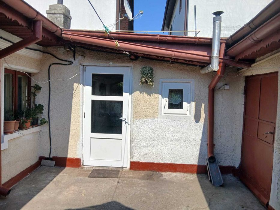 Casă de vânzare – Oraș Pantelimon, Ilfov | 207 mp teren | 106 mp construiți | 80.000 € negociabil