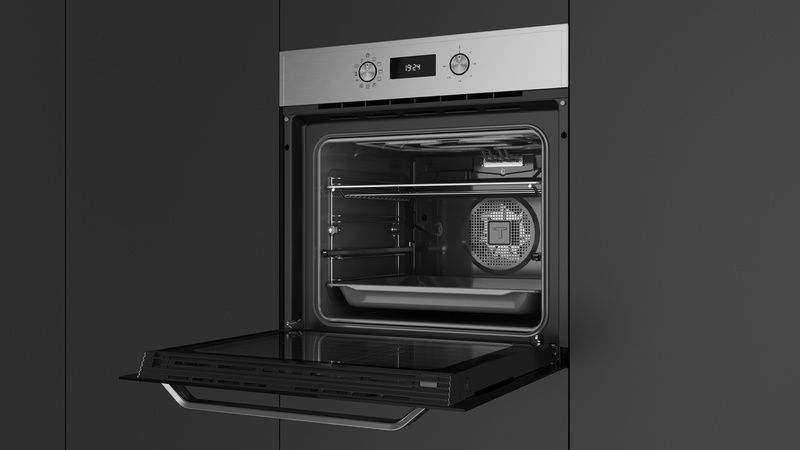 Нова Мултифункционална фурна за вграждане  70L A+ | Hydroclean | 10 функции