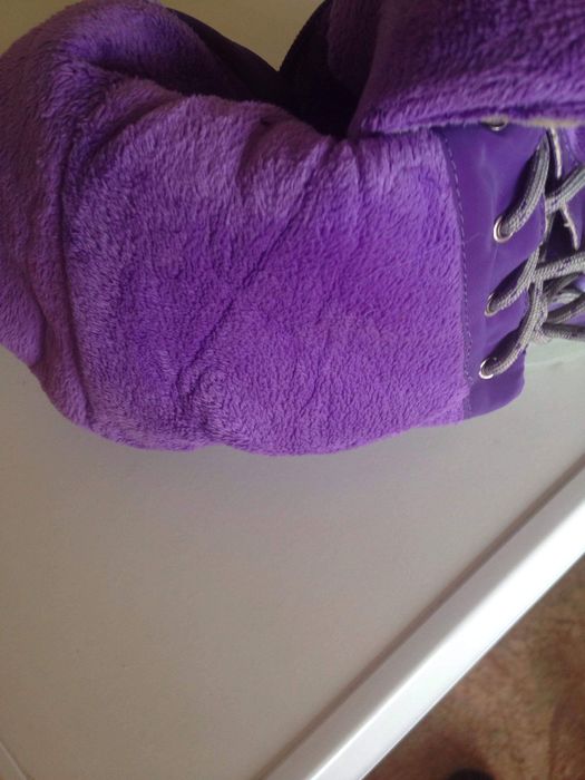 Продавам детски ботуши / момиче, лачени