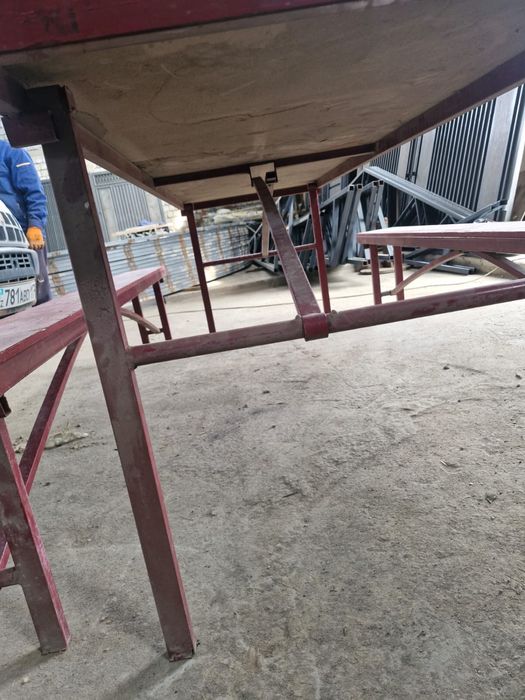 Срочно сатылады! Стол +2 орындығымен