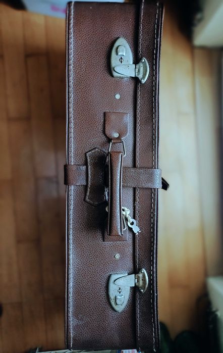 Geamantan valiza retro pt foto copii