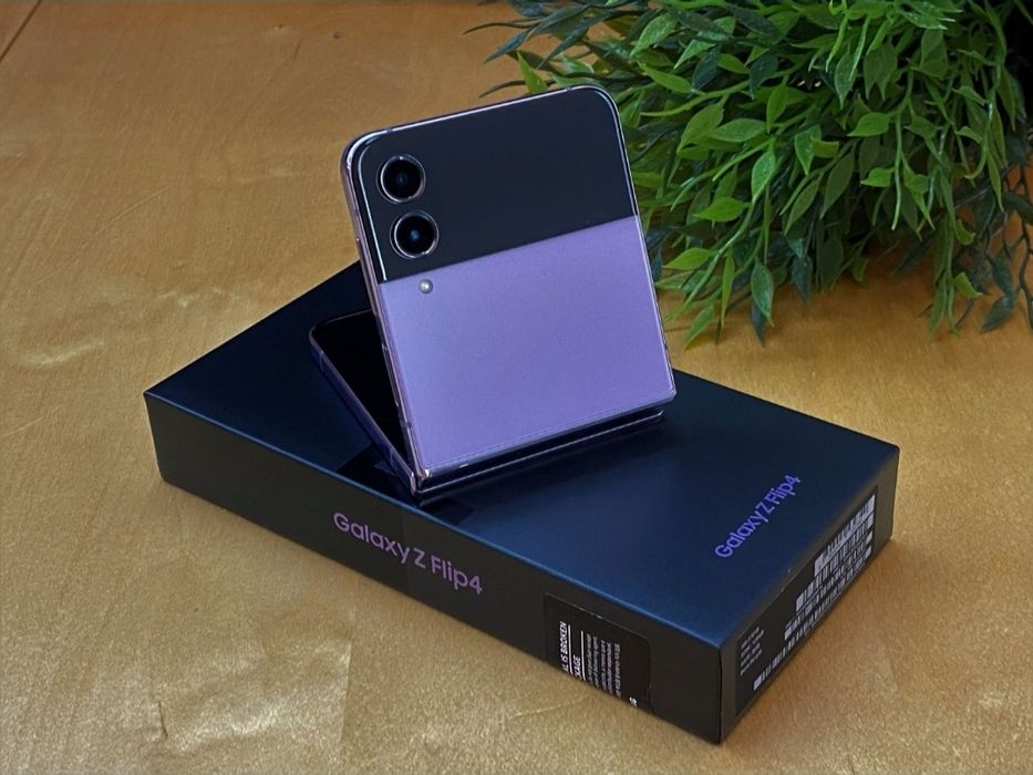 Продам samsung z flip 4 256гб