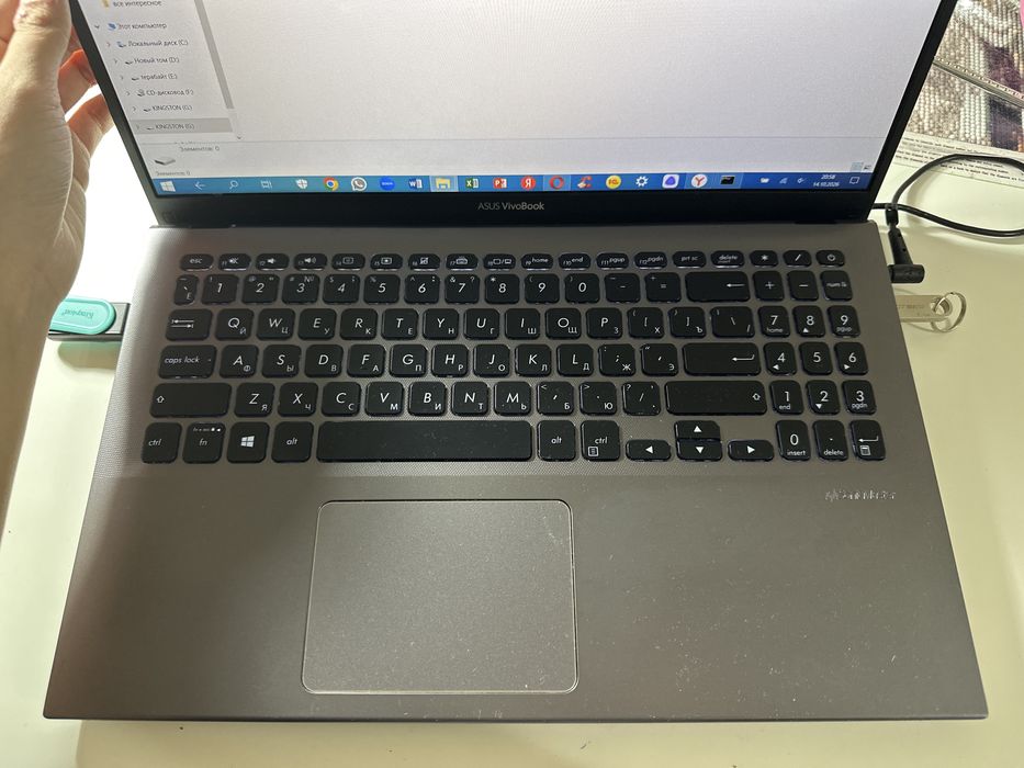 Ноутбук Asus Vivobook 15, модель X512FB
