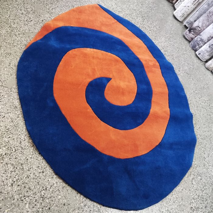 Вълнен килим ръчна изработка