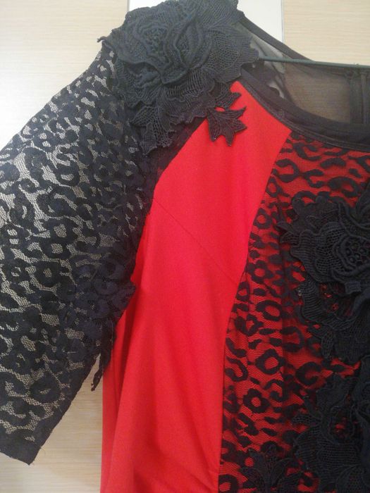 Платье нарядное 48-50 размер